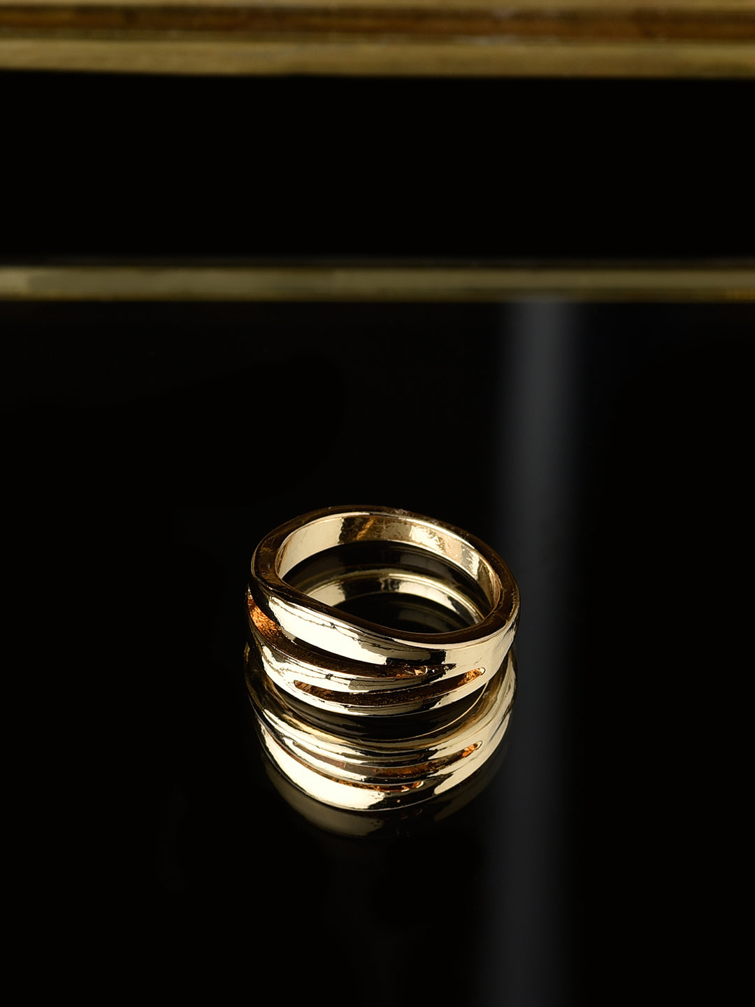 Cartier - 18K Yellow Gold Nigeria Diamond Sapphire Ring – Robinson's  Jewelers